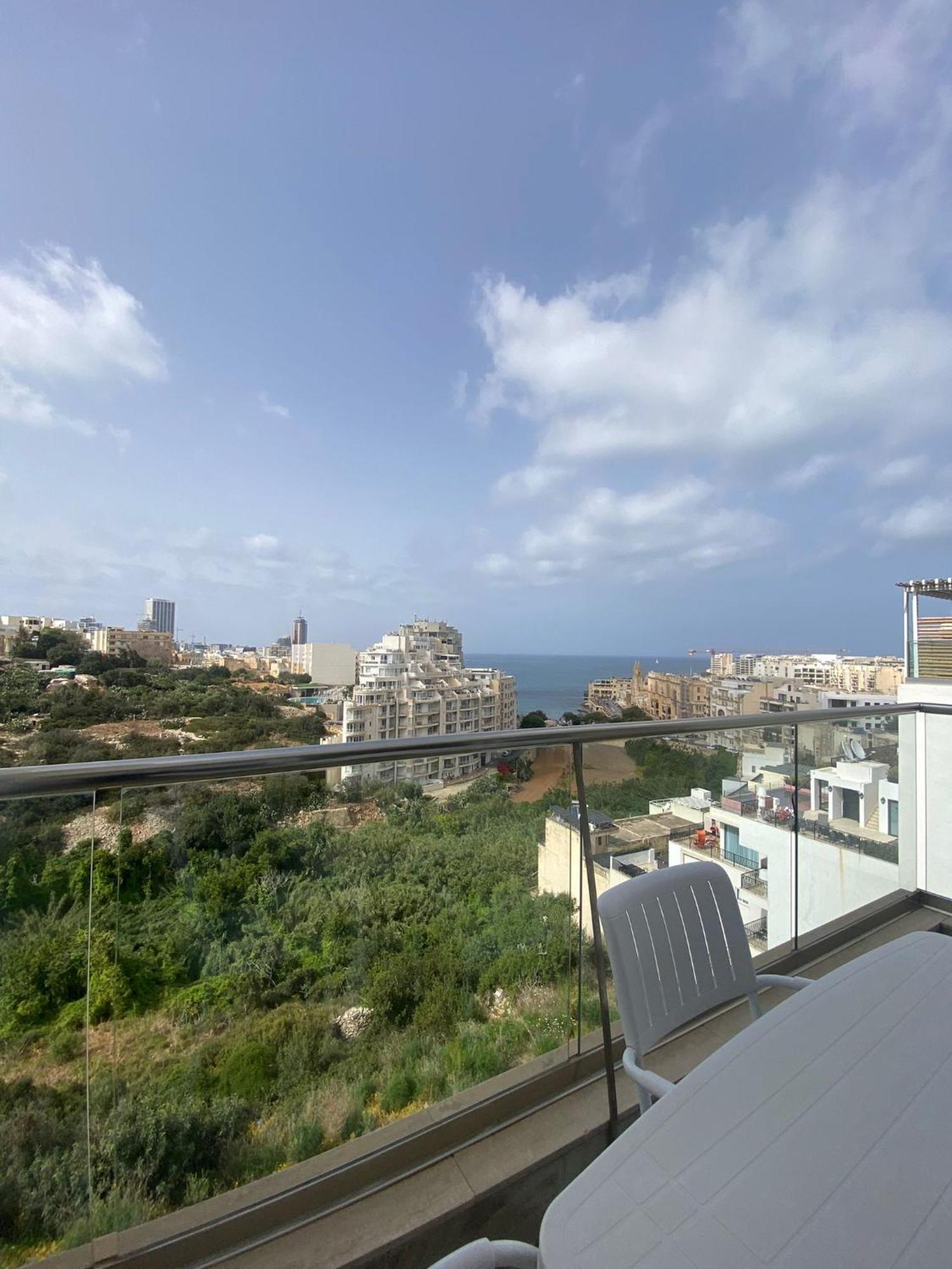 Spectacular Distant Seaview Apt سليمة المظهر الخارجي الصورة