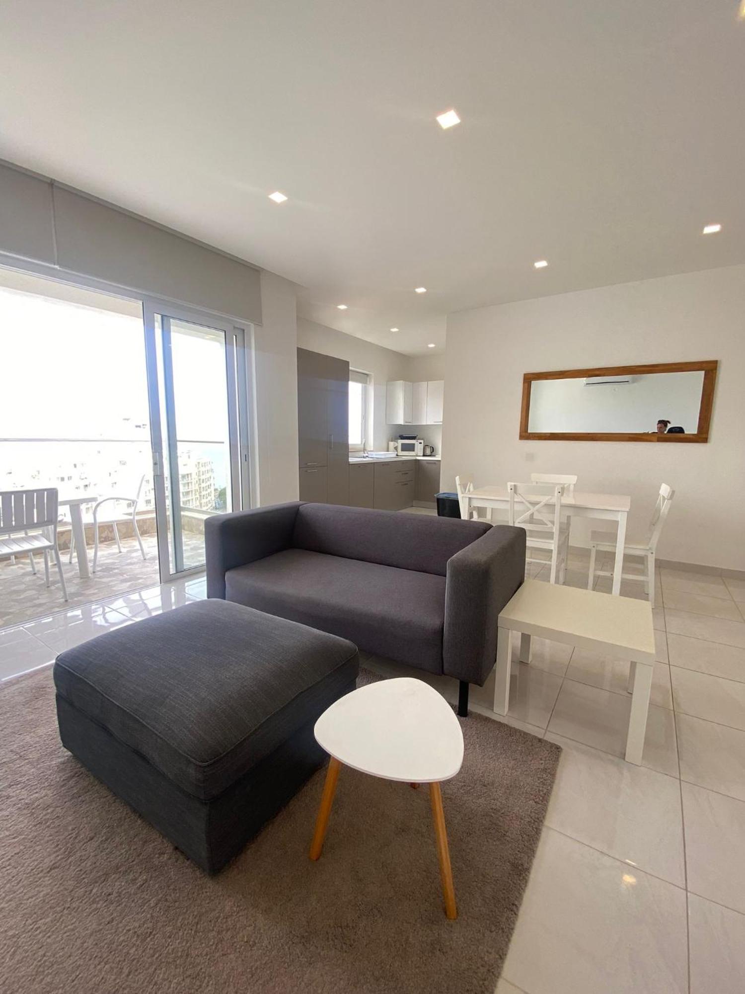 Spectacular Distant Seaview Apt سليمة المظهر الخارجي الصورة
