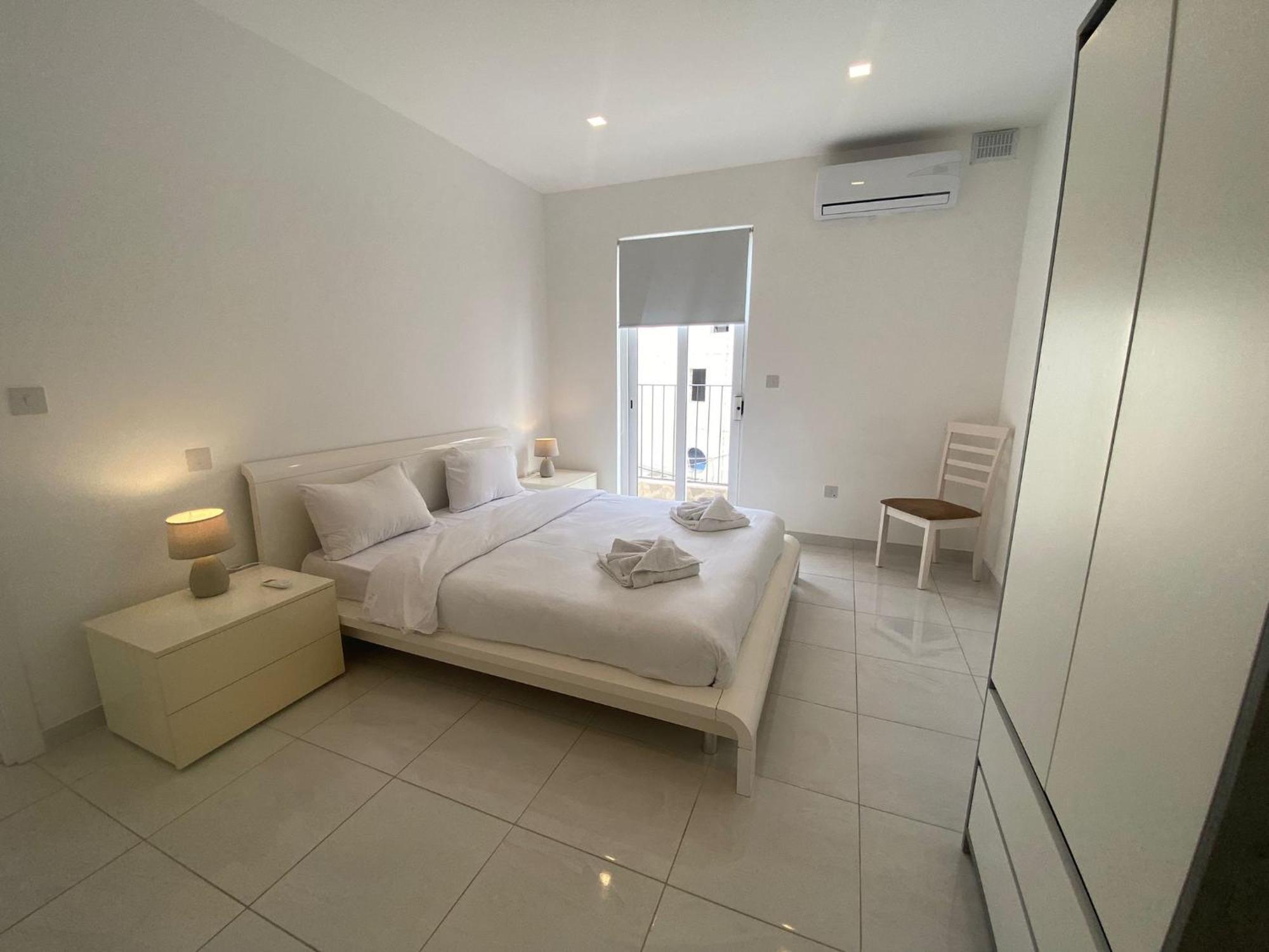 Spectacular Distant Seaview Apt سليمة المظهر الخارجي الصورة